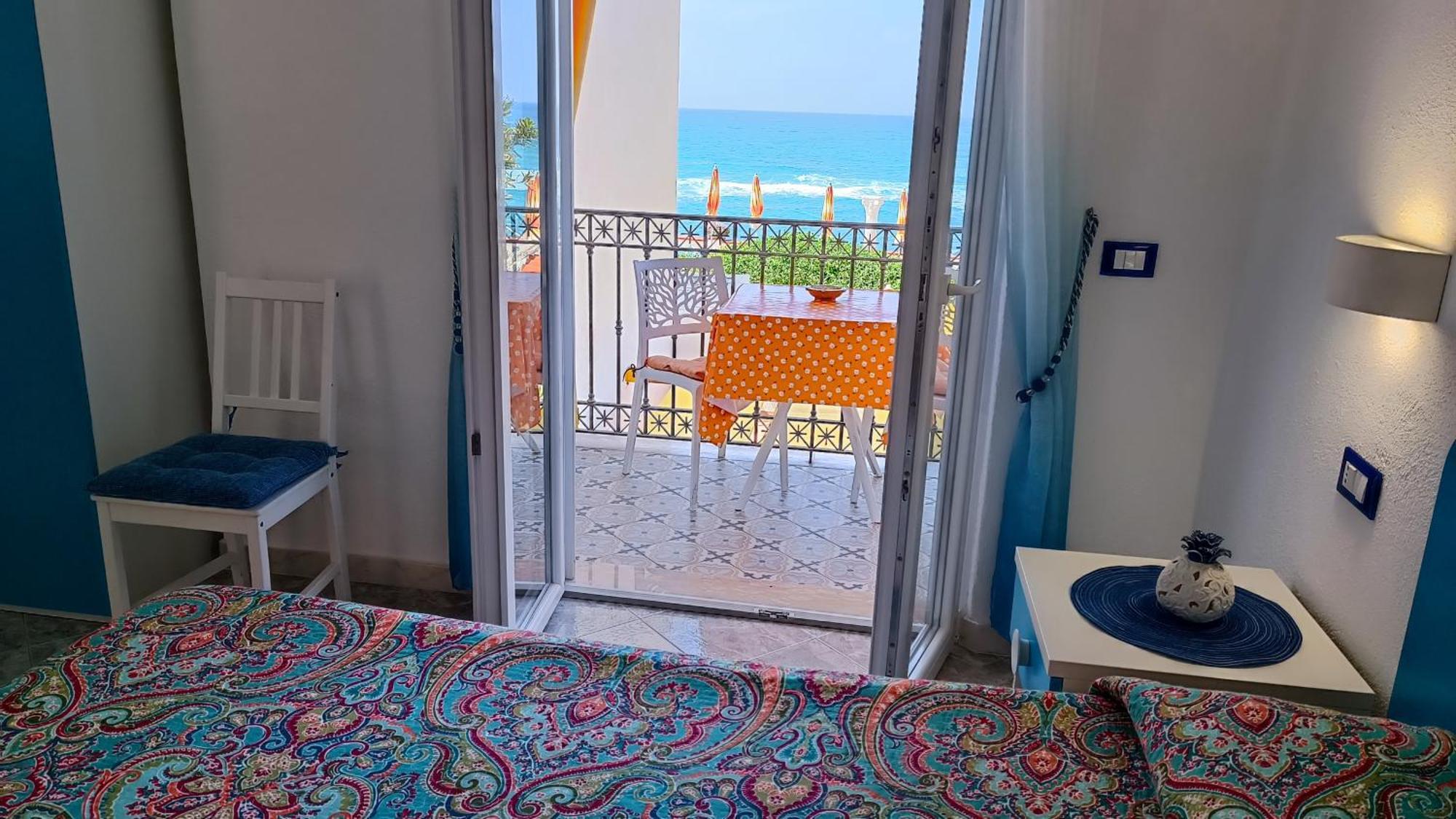 Appartamenti Tina In Villa Restituta Forio  Luaran gambar